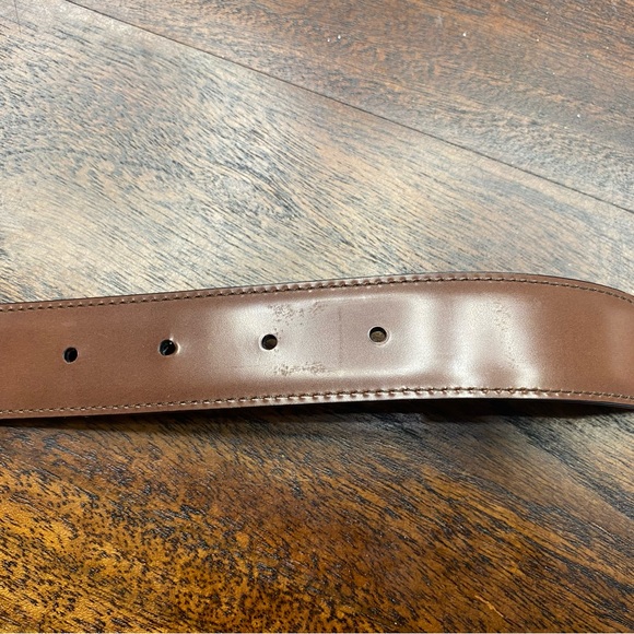 Like New! Salvatore Ferragamo reversible and adjustable Gancini belt - Picture 7 of 10